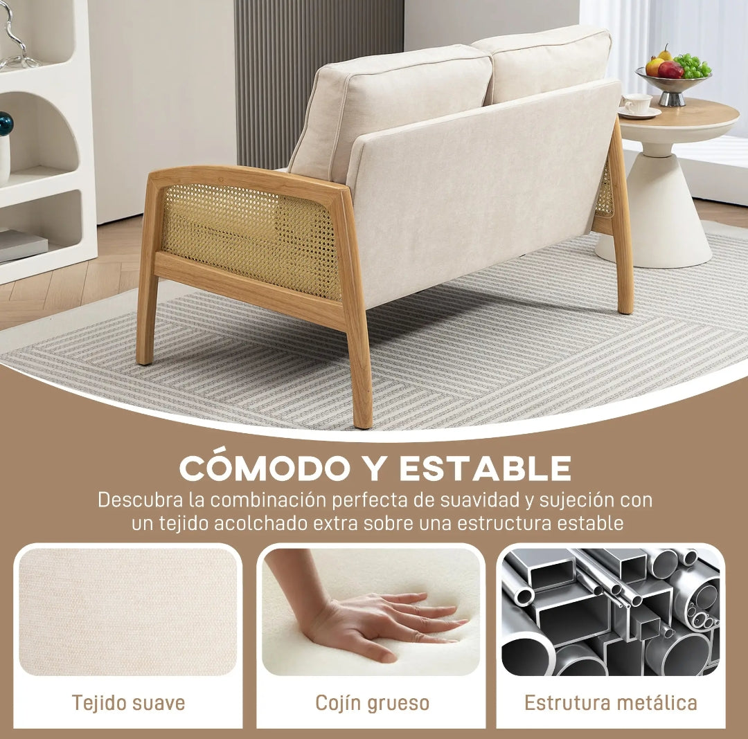 Sofá de 2 Plazas en Chenilla Beige con Reposabrazos de Ratán | MooM Decó