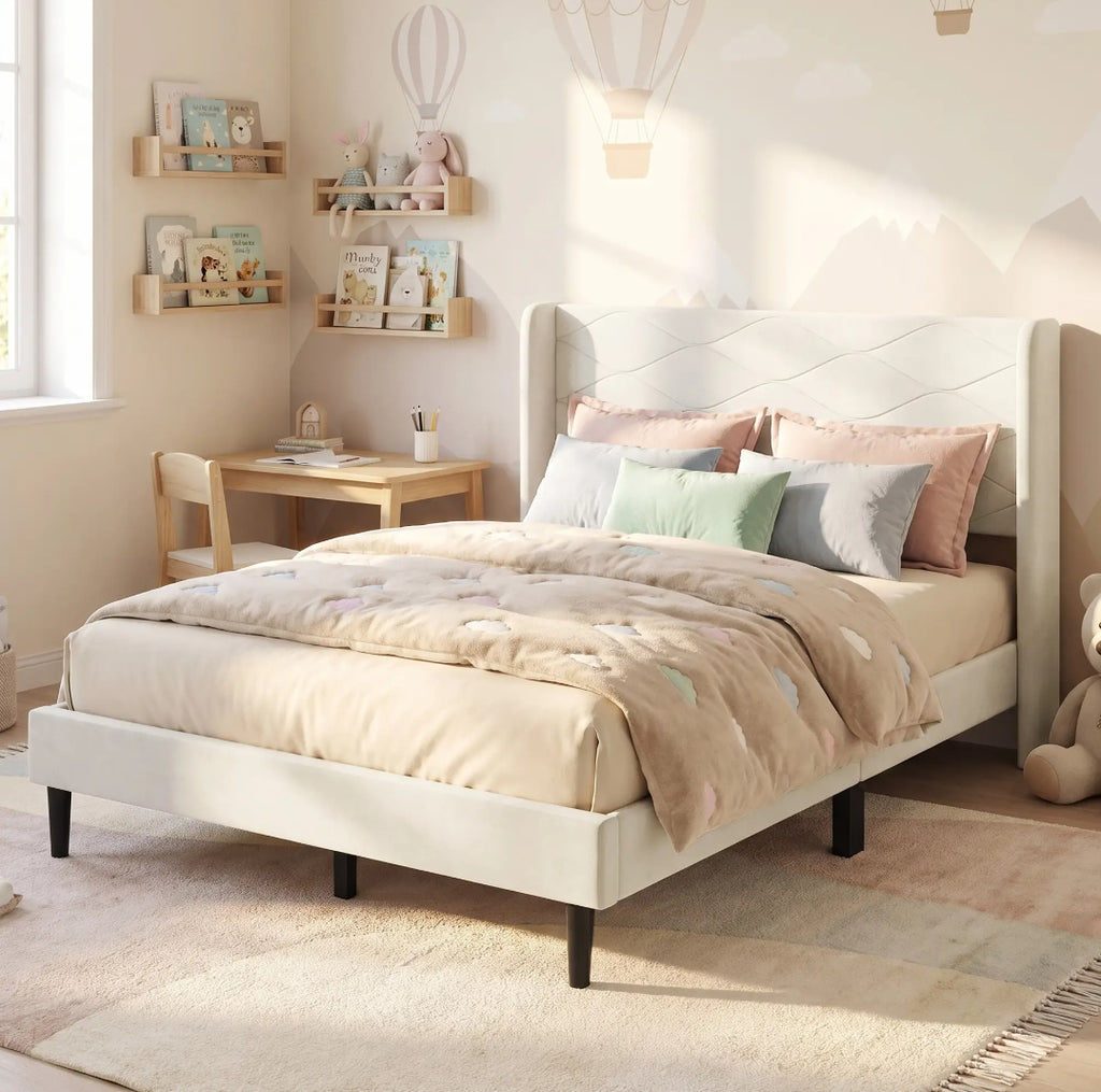 Cama Tapizada Beige 140x200 con Cabecero de Alas | MooM Decó